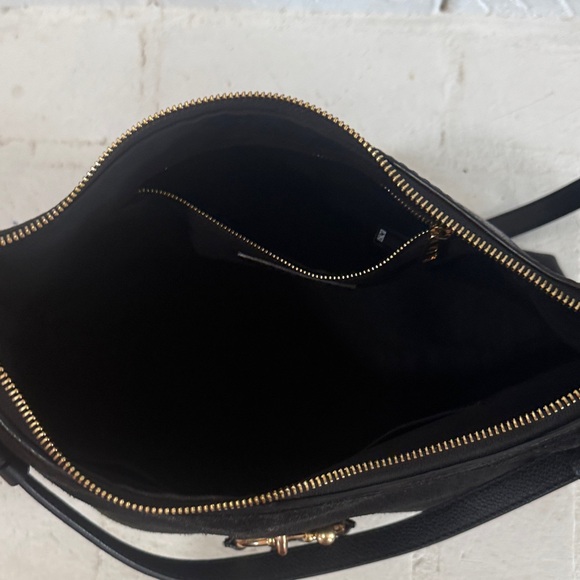 See By Chloe Black and Gold Shoulder Bag Large - Picture 3 of 6